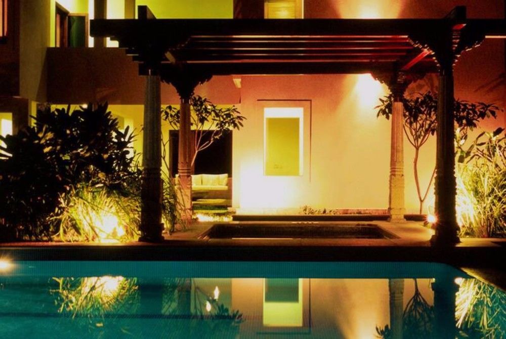 Shreyas Retreat Hotel Nelamangala Exterior photo